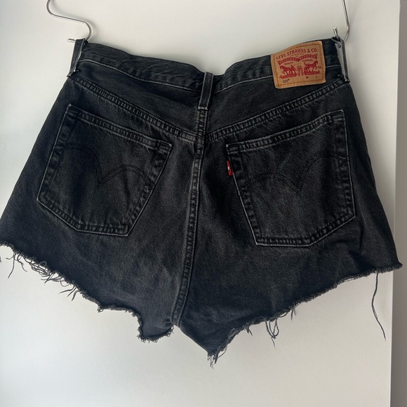 Levi’s 501 Black Shorts - Picture 1 of 2